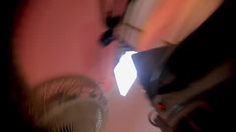 Emmi online show from 04.12.26