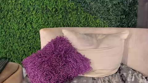 Snapshot of emmiily_z chatting on 02.19.25 Emmiily online show from 02.19.25