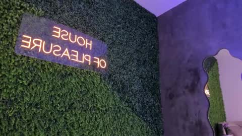 Snapshot of emmiily_z chatting on 03.11.25 Emmiily online show from 03.11.25