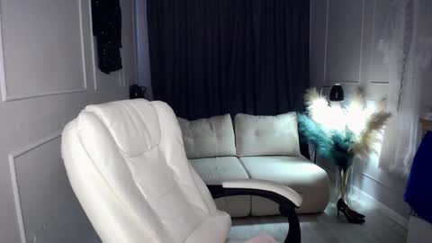 emmmam online show from 04.01.26