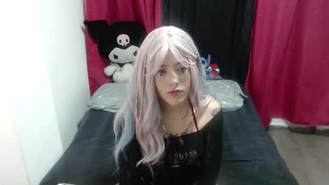 emmy__smith online show from 10.01.25