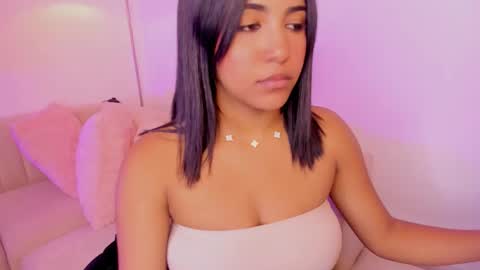 Emmy Heart online show from 02.08.26