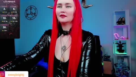 Emmy Bright     50  online show from 01.08.25