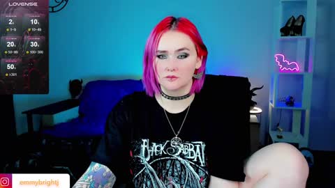 Emmy Bright     50  online show from 01.23.25