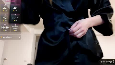 Em online show from 01.04.25