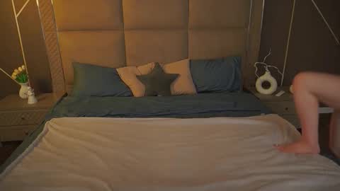 E M M Y online show from 10.08.25