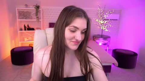 Snapshot of emmycharm chatting on 05.18.26 E M M Y online show from 05.18.26