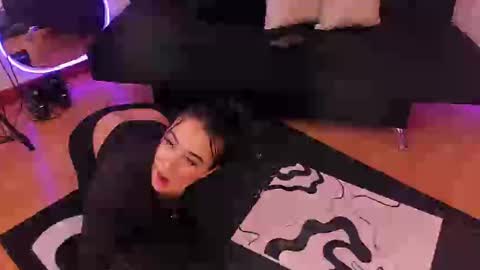 Snapshot of emmyevans1 chatting on 09.19.25 Emmy Evans online show from 09.19.25