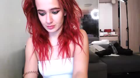 Snapshot of emmylies chatting on 12.27.24 Emmymy favourite tips100035122212377pvt open online show from 12.27.24