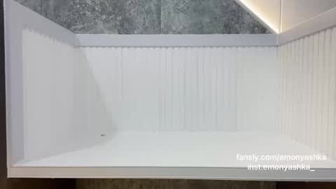 Snapshot of emonyashka chatting on 02.11.25 Emo online show from 02.11.25