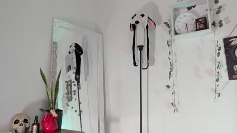 Emperatriz online show from 01.25.25