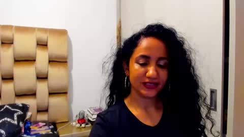 Snapshot of emperatriztapia chatting on 06.04.26 emperatriztapia online show from 06.04.26