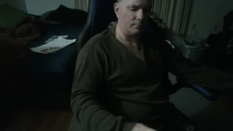 Snapshot of emsguy1 chatting on 01.03.25 Matt online show from 01.03.25