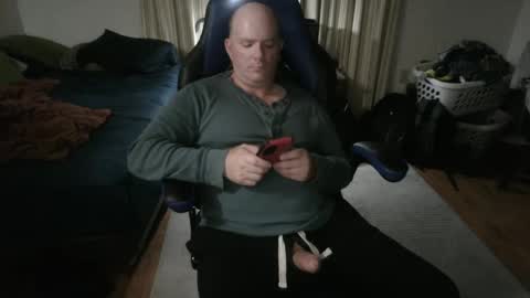 Snapshot of emsguy1 chatting on 09.23.25 Matt online show from 09.23.25