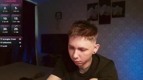 Snapshot of emveeboy96 chatting on 05.16.26 emveeboy96 online show from 05.16.26