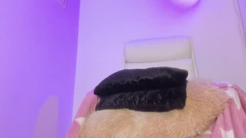 Emy online show from 01.16.25