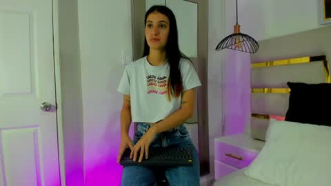 EMY FERRER online show from 06.23.26