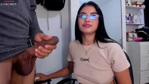 emy_gag online show from 10.11.25