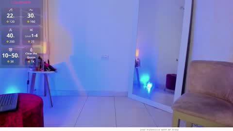 Snapshot of emylyjonhs chatting on 02.01.26 EMYLY online show from 02.01.26