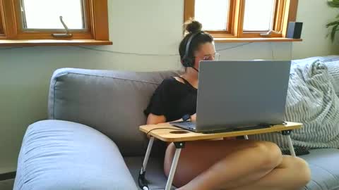 Snapshot of emyxxl chatting on 05.26.26 emyxxl online show from 05.26.26