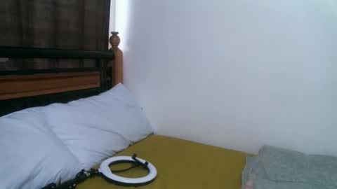 Vee online show from 04.10.26