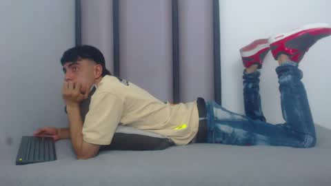 Snapshot of endrick_23 chatting on 03.29.26 endrick_23 online show from 03.29.26