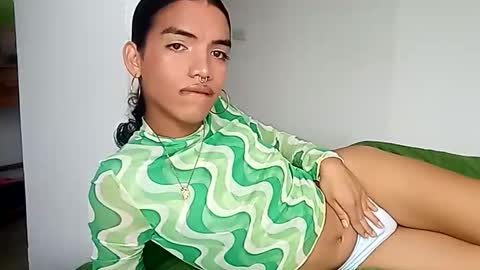 engel20042001 online show from 09.25.25