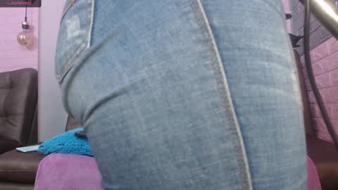 Snapshot of engel_devil chatting on 02.28.25 Engel online show from 02.28.25