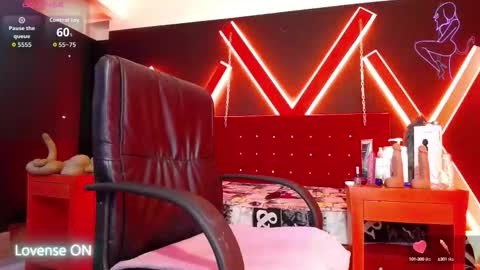 Snapshot of engel_devil chatting on 09.22.25 Engel online show from 09.22.25