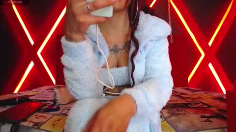 Snapshot of engel_devil chatting on 10.18.25 Engel online show from 10.18.25