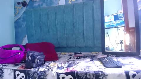 Snapshot of engel_devil chatting on 11.23.25 Engel online show from 11.23.25