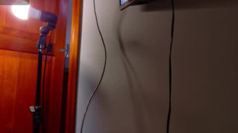 Snapshot of engel_devil chatting on 11.25.25 Engel online show from 11.25.25