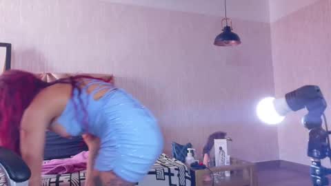 Snapshot of engel_devil chatting on 11.30.25 Engel online show from 11.30.25