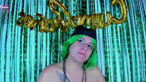 Snapshot of engelstone_ chatting on 03.01.25 E N G E L online show from 03.01.25