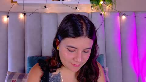 Snapshot of engelstone_ chatting on 10.04.25 E N G E L online show from 10.04.25