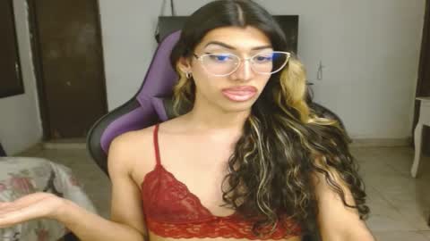 Snapshot of engiel_phoenix chatting on 01.27.25 Engiel phoenix instagram engiel 13 online show from 01.27.25