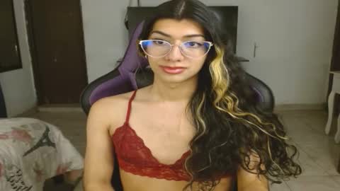 Snapshot of engiel_phoenix chatting on 01.28.25 Engiel phoenix instagram engiel 13 online show from 01.28.25