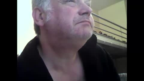 englishguysurrey online show from 10.15.25