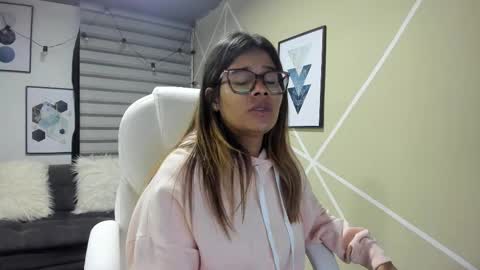 Snapshot of enma_clark chatting on 10.05.25 Enma clark online show from 10.05.25