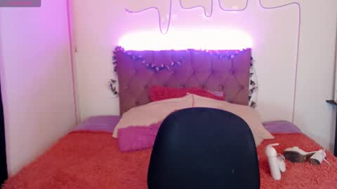 Enma Rojas online show from 01.06.25