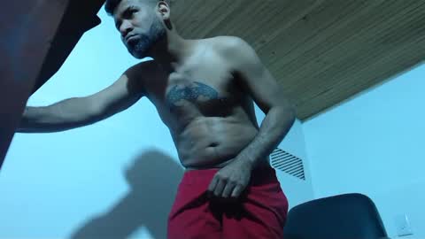 Snapshot of enriblack92 chatting on 12.14.24 enriblack92 online show from 12.14.24