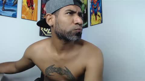 Snapshot of enriblack92 chatting on 01.17.25 enriblack92 online show from 01.17.25