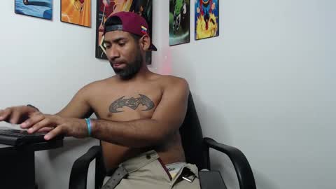 Snapshot of enriblack92 chatting on 01.19.25 enriblack92 online show from 01.19.25