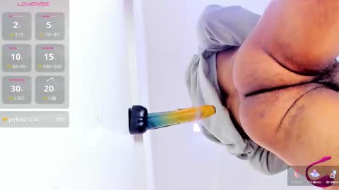 Snapshot of enrique_villa23 chatting on 03.12.25 enrique online show from 03.12.25