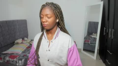 Angela online show from 11.21.25