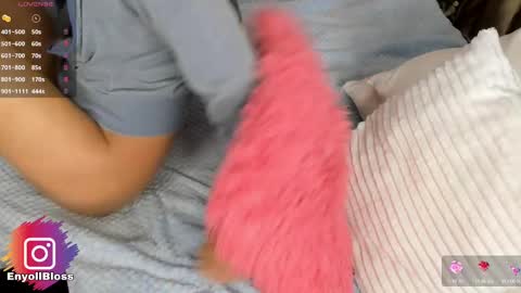 Snapshot of enyollbloss chatting on 02.19.25 Call me Sweet online show from 02.19.25