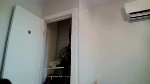 Snapshot of enzyme_ chatting on 12.13.24 enzyme_ online show from 12.13.24