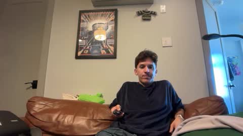 Snapshot of enzyme_ chatting on 10.27.25 enzyme_ online show from 10.27.25