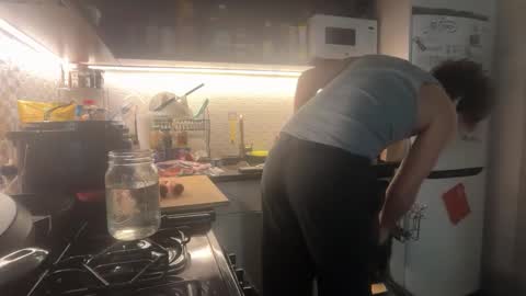 Snapshot of enzyme_ chatting on 02.03.26 enzyme_ online show from 02.03.26