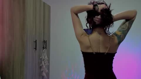 Leyla online show from 03.12.26